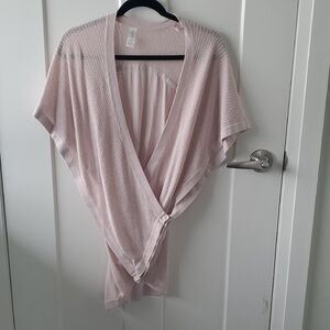 Lululemon Athletica Soft Pink Knit Top